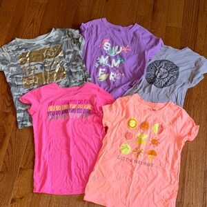 Girls' Assorted Graphic T-Shirts - Bubdle of 5